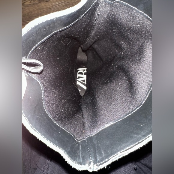 ZARA • COWBOY SPLIT LEATHER HEELED ANKLE BOOTS • SIZE 11 - Picture 5 of 7